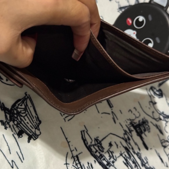 Gucci Brown and Tan Wallet - Picture 4 of 6